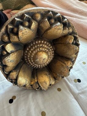 Gorgeous vintage curtain, tie back